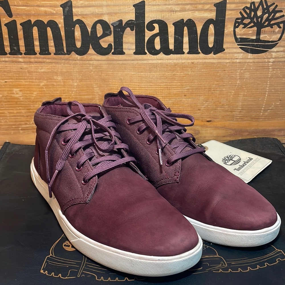 Mens 10.5 Timberland Groveton Chukka